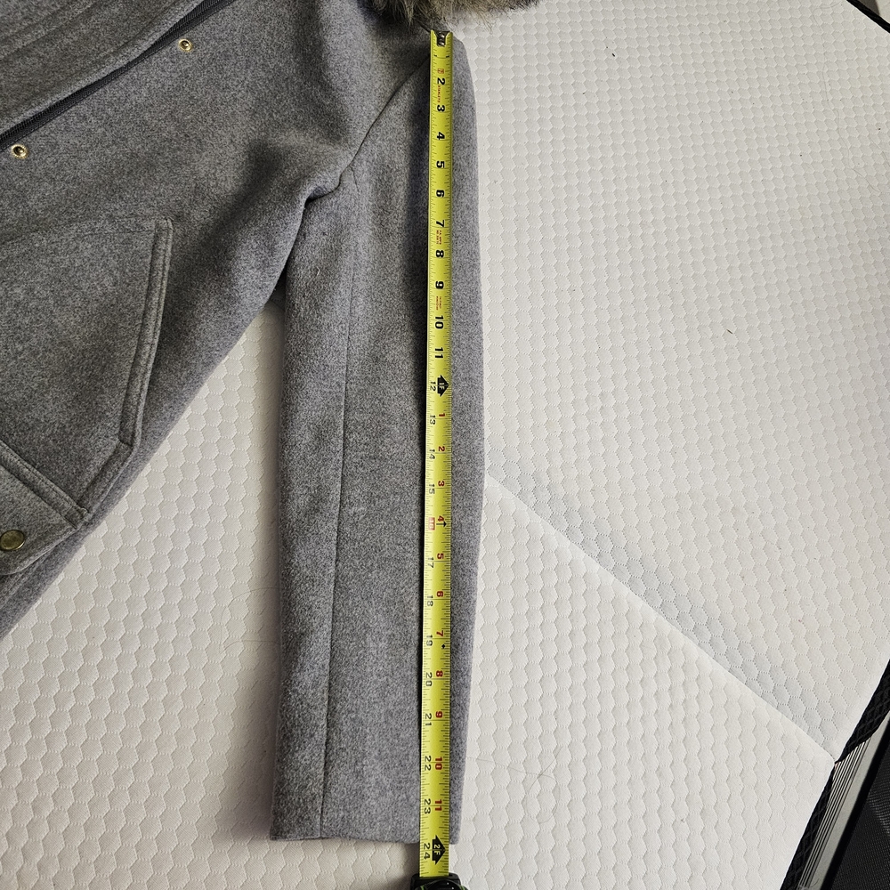 J.CREW Gray Hooded Coat with Faux Fur Trim - Size 2 - Picture 4 of 12